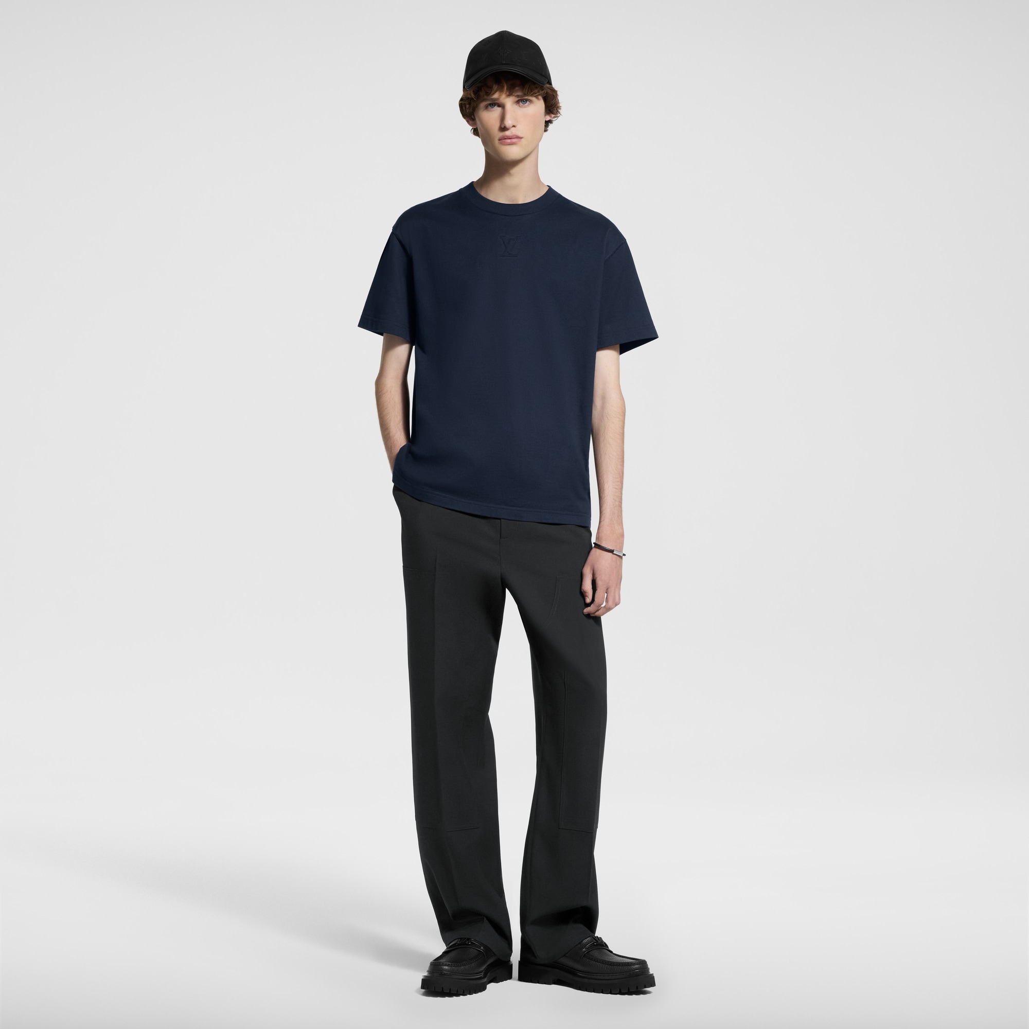 Embossed LV T-Shirt - Ready-to-Wear | Louis Vuitton India